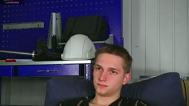 dustyn fox online show from February 2026 03:56:02 PM