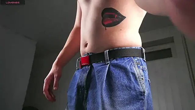 Snapshot of dustyn_fox chatting on November 2025 03:15:01 PM dustyn fox online show from November 2025 03:15:01 PM