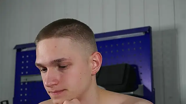 dustyn fox online show from March 2026 11:51:01 AM