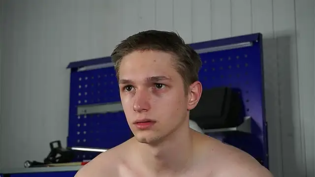 Snapshot of dustyn_fox chatting on February 2026 07:25:02 PM dustyn fox online show from February 2026 07:25:02 PM