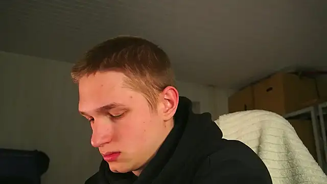 dustyn fox online show from April 2026 03:06:01 PM