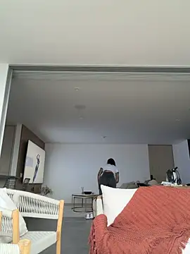 Iam Annii online show from March 2026 10:27:01 PM