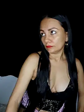 Snapshot of Hotslaves chatting on March 2025 04:12:02 AM Hotslaves online show from March 2025 04:12:02 AM