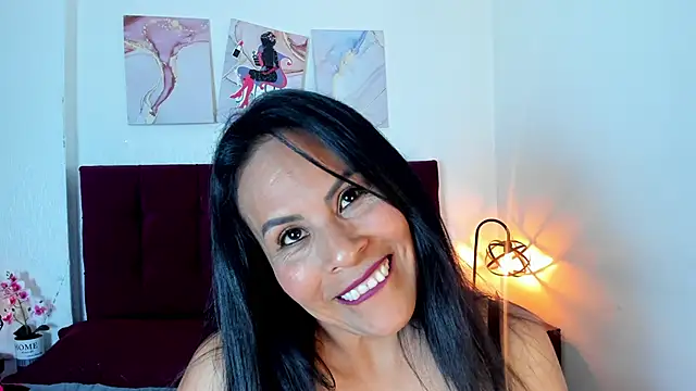 Anthonelaa   online show from September 2025 08:14:01 PM