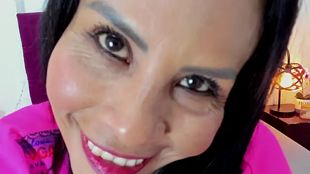 Anthonelaa   online show from October 2025 08:08:01 PM