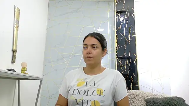 ciara connor online show from May 2026 03:37:01 AM