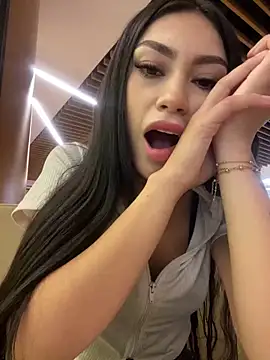 Snapshot of Effy_Bonny chatting on March 2025 05:35:02 PM Effy Bonny online show from March 2025 05:35:02 PM