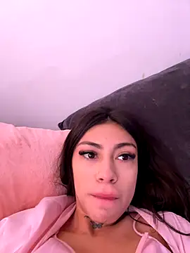 Effy Bonny online show from November 2025 04:45:02 PM