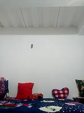 Snapshot of Leandona chatting on January 2025 02:04:01 PM Leandona online show from January 2025 02:04:01 PM