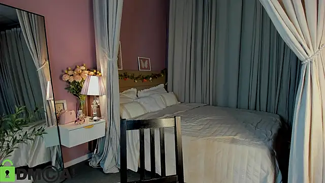 Snapshot of Dearly_Emily chatting on February 2026 05:24:02 PM Dearly Emily online show from February 2026 05:24:02 PM