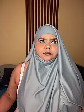 Snapshot of _Shara_Handal_ chatting on May 2026 08:23:02 AM Shara Handal online show from May 2026 08:23:02 AM