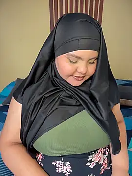 Snapshot of _Shara_Handal_ chatting on May 2026 09:15:02 AM Shara Handal online show from May 2026 09:15:02 AM