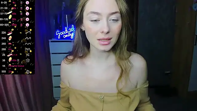 Snapshot of Demure_Smile chatting on September 2025 04:57:01 AM Demure Smile online show from September 2025 04:57:01 AM