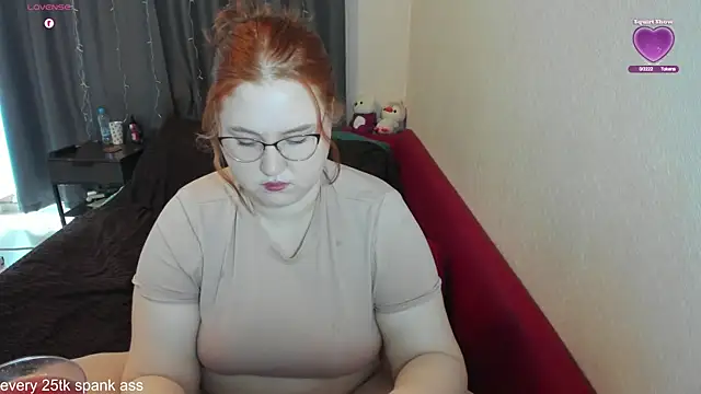 Snapshot of GeorginiaGrimes chatting on June 2026 09:54:01 AM GeorginiaGrimes online show from June 2026 09:54:01 AM