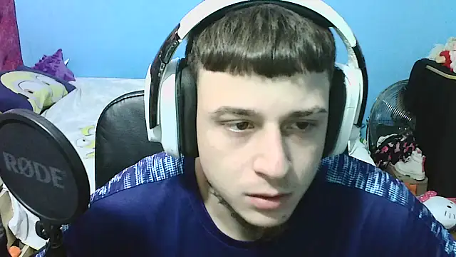 Nenejoven16- online show from October 2025 09:06:01 PM