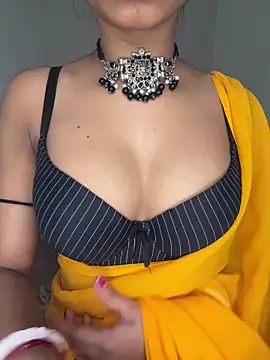 Hot-sexy222 online show from February 2025 03:45:02 AM