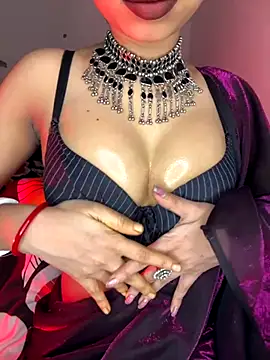 Hot-sexy222 online show from November 2025 12:47:02 AM