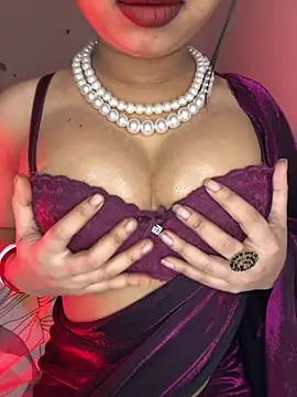 Hot-sexy222 online show from January 2026 10:00:01 AM