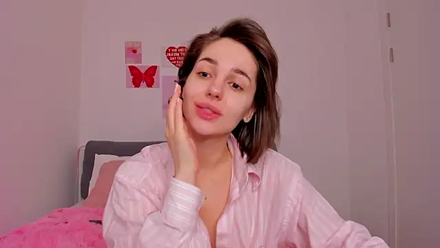 Snapshot of JudyAngil chatting on March 2026 05:44:01 AM JudyAngil online show from March 2026 05:44:01 AM