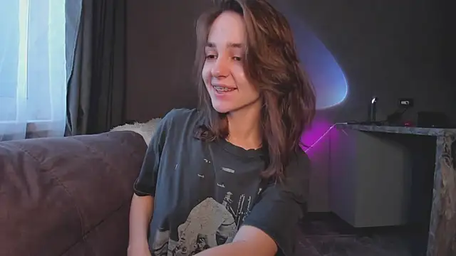 JudyAngil online show from February 2026 06:23:02 AM