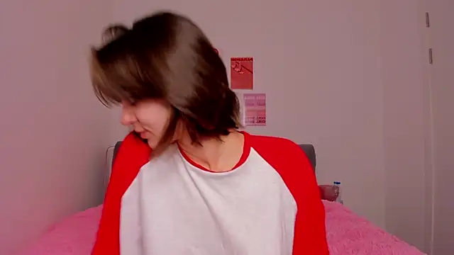 Snapshot of JudyAngil chatting on April 2026 05:19:02 AM JudyAngil online show from April 2026 05:19:02 AM