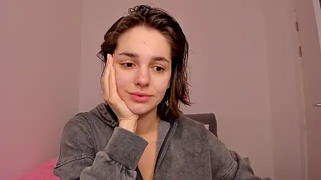 Snapshot of JudyAngil chatting on March 2026 05:45:02 AM JudyAngil online show from March 2026 05:45:02 AM