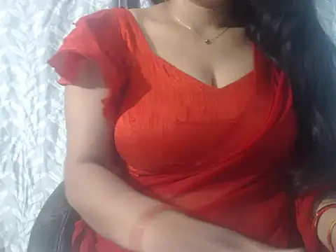 Snapshot of cute-priy chatting on December 2025 05:23:02 AM cute-priy online show from December 2025 05:23:02 AM