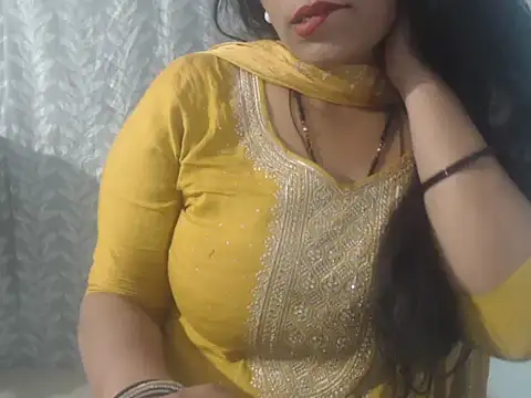 cute-priy online show from February 2025 05:29:02 AM