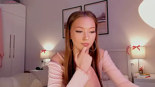 diana nier online show from April 2026 07:09:02 PM