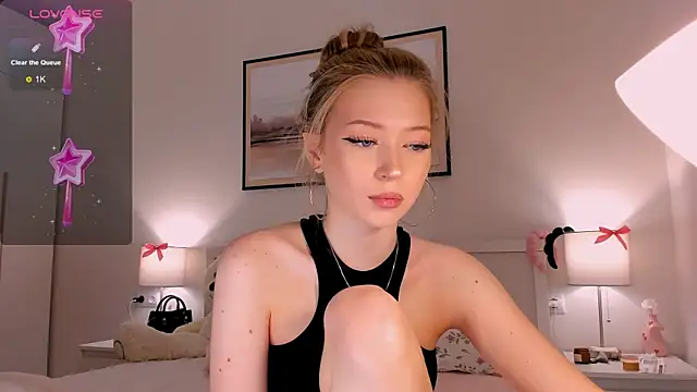 Snapshot of diana_nier chatting on June 2026 07:41:02 PM diana nier online show from June 2026 07:41:02 PM