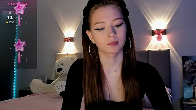 Snapshot of diana_nier chatting on September 2025 07:09:02 PM diana nier online show from September 2025 07:09:02 PM