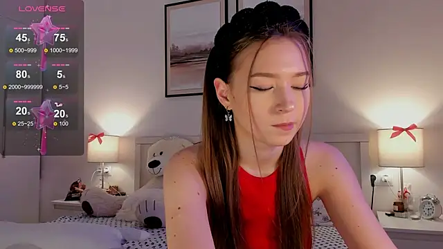 Snapshot of diana_nier chatting on November 2025 06:34:02 PM diana nier online show from November 2025 06:34:02 PM