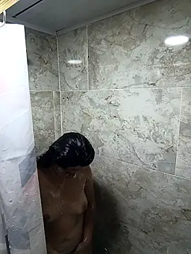 sexy-latin10 online show from April 2026 11:36:01 AM