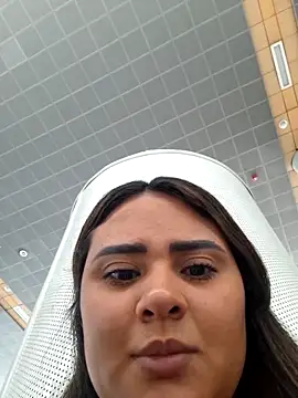 Snapshot of sexy-latin10 chatting on November 2025 02:22:01 PM sexy-latin10 online show from November 2025 02:22:01 PM