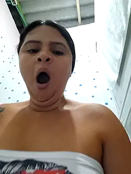 Snapshot of sexy-latin10 chatting on September 2025 09:42:02 AM sexy-latin10 online show from September 2025 09:42:02 AM