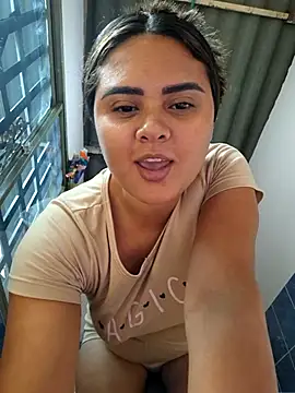 Snapshot of sexy-latin10 chatting on November 2025 02:39:02 PM sexy-latin10 online show from November 2025 02:39:02 PM