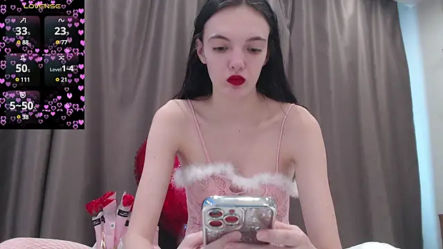 Snapshot of Lia__meow chatting on February 2025 12:22:02 PM Lia meow online show from February 2025 12:22:02 PM