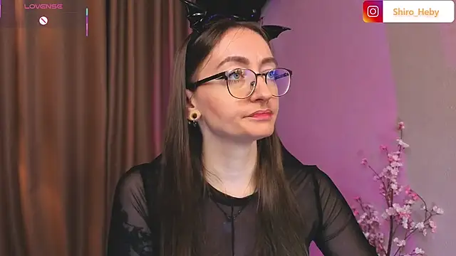 ShiroHeby online show from November 2025 12:53:02 PM