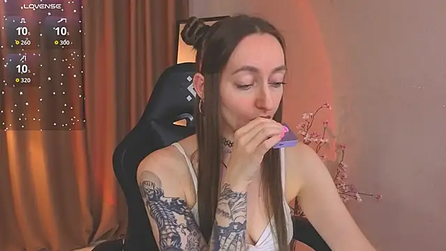 ShiroHeby online show from March 2026 12:12:01 PM