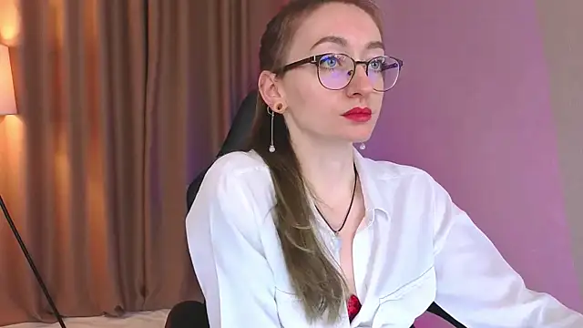 ShiroHeby online show from December 2025 04:40:02 PM