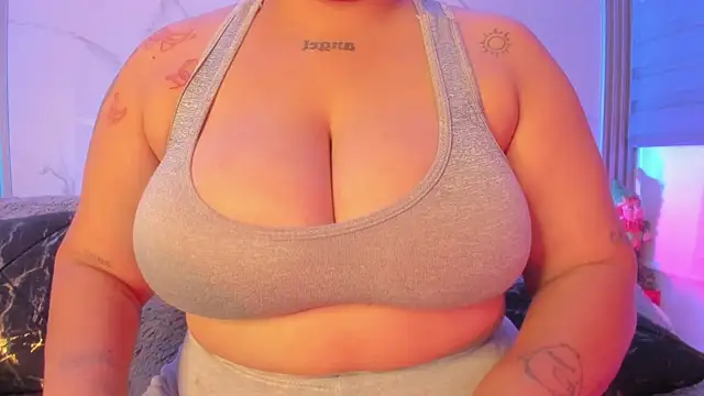 dayan silva  online show from February 2026 12:01:02 AM