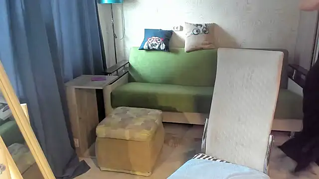 clementine fox online show from November 2025 05:11:02 AM