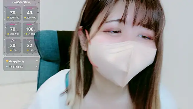 MoMoka jp online show from April 2026 12:12:01 PM