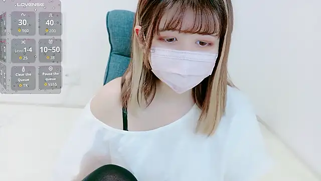 MoMoka jp online show from April 2026 12:17:02 PM