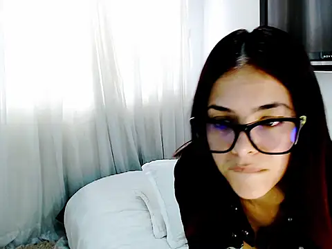 Snapshot of sofia_xxx1 chatting on March 2025 05:29:01 PM sofia xxx1 online show from March 2025 05:29:01 PM