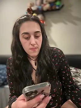 ThicBunz online show from April 2026 12:25:01 AM