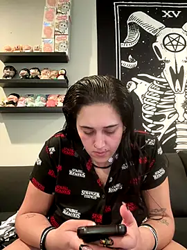 Snapshot of ThicBunz chatting on October 2025 03:02:02 PM ThicBunz online show from October 2025 03:02:02 PM