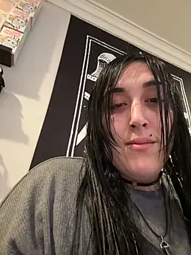 Snapshot of ThicBunz chatting on October 2025 03:26:02 PM ThicBunz online show from October 2025 03:26:02 PM