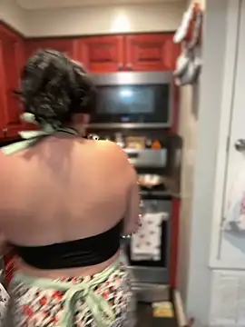 Snapshot of ThicBunz chatting on October 2025 03:34:02 PM ThicBunz online show from October 2025 03:34:02 PM