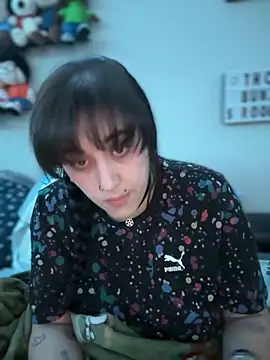 Snapshot of ThicBunz chatting on November 2025 04:16:01 AM ThicBunz online show from November 2025 04:16:01 AM